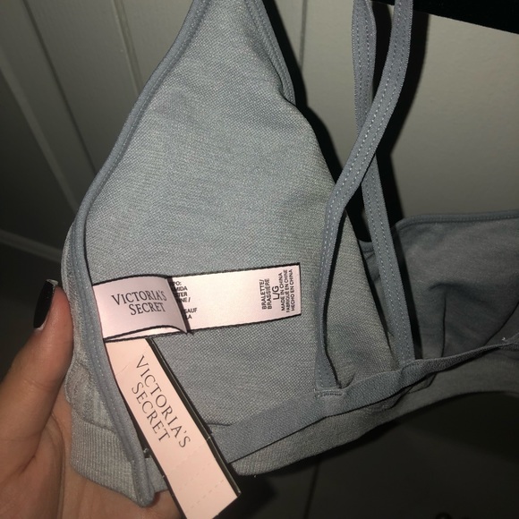 Victoria’s Secret Bralette - Picture 2 of 5